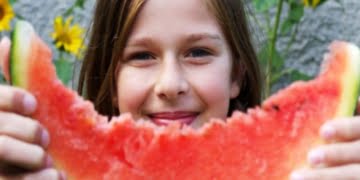 Saiba quais são as 20 frutas e legumes mais ricos em água