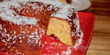 Receita do Bolo de Milho com Coco