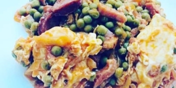 Receita das típicas Ervilhas com Ovos Escalfados