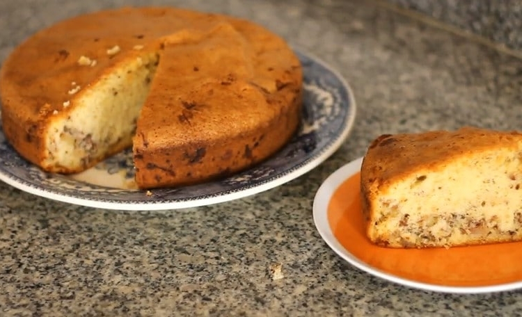 Receita do Bolo de Nozes e Maçã