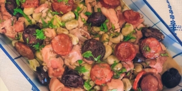 Receita de Favas Guisadas com Entrecosto divinais