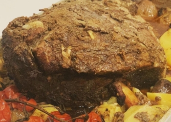 Receita de Javali no Forno com Batatinhas e Cogumelos