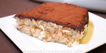 Receita do Pavê de Cachaça com Cacau à Bernardino
