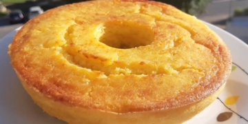 Receita do Bolo de Requeijão e Laranja super fofo
