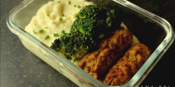 Receita de Salsichas de Frango Caseiras com Puré de Batata sem lactose