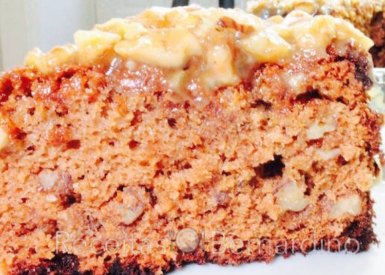 Receita de Bolo de Mel com Nozes