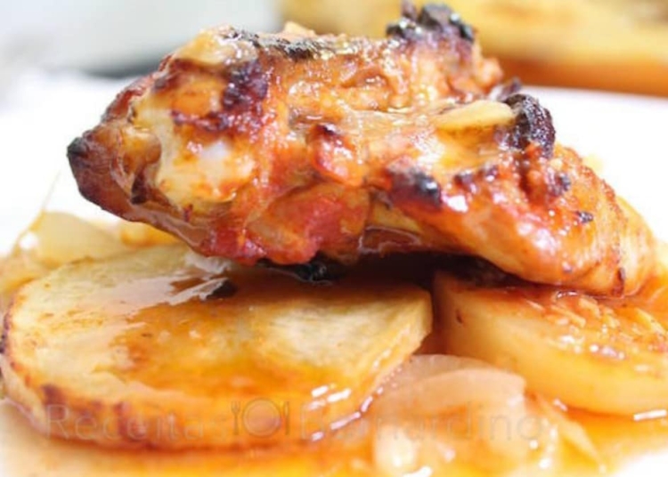 Receita de Frango Assado no Forno com Batatas
