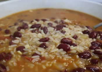 Receita de Arroz de Feijão bem caldoso