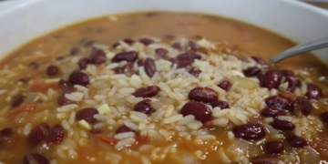 Receita de Arroz de Feijão bem caldoso