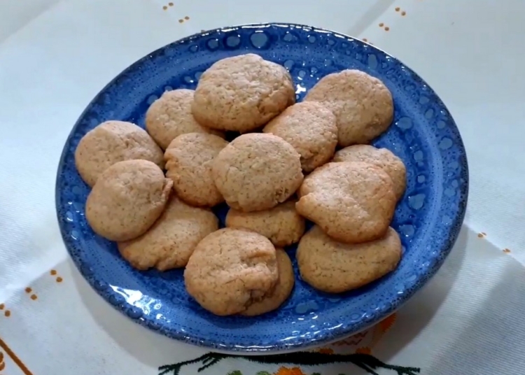 Receita de Bolachas de Mel e Canela rápidas e deliciosas