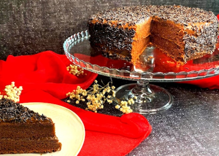 Receita do Bolo Brigadeiro