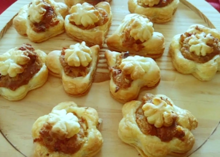 Receita dos Folhados de Alheira e Mel