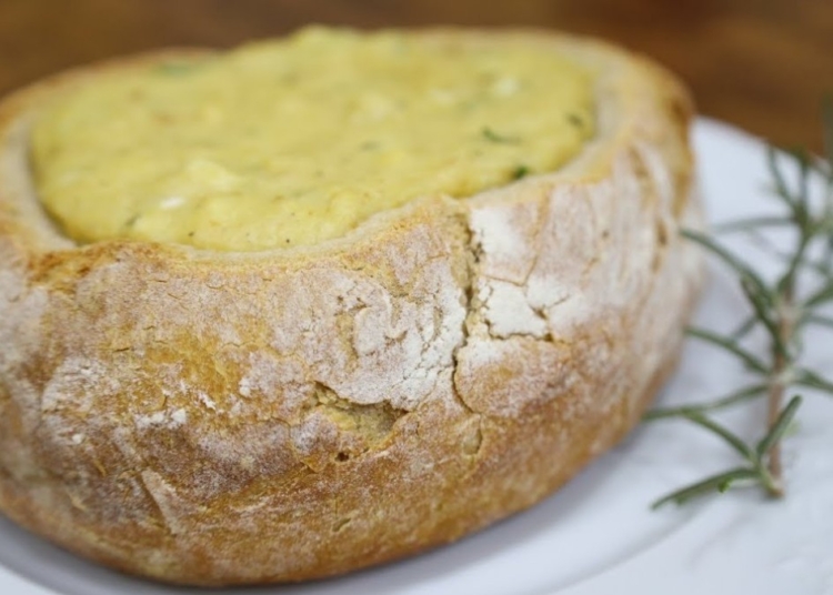 Receita da Açorda de Bacalhau no Pão