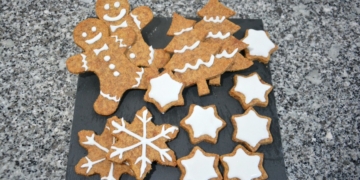 Receita das Bolachas de Natal com sabor a canela muito rápidas e deliciosas