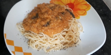 Receita da Bolonhesa de Lentilhas com Cogumelos vegan e económica