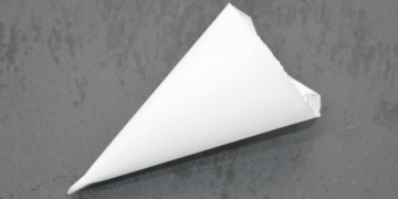 Dica para fazer um Cornet ou Saco de Pasteleiro em Papel Vegetal
