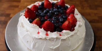 Receita da Pavlova de Frutos Vermelhos