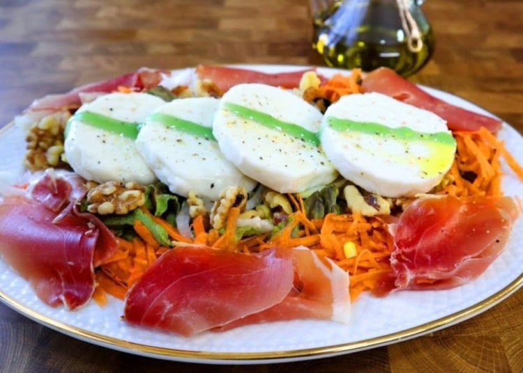 Receita da Salada de Queijo de Cabra com Nozes