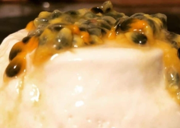 Receita da Panna Cotta de Maracujá sem açúcar