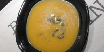 Receita da Sopa de Legumes com Repolho e Espinafres