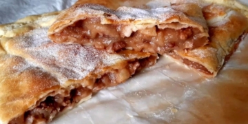 Receita de Strudel de Maçã fácil e rápido