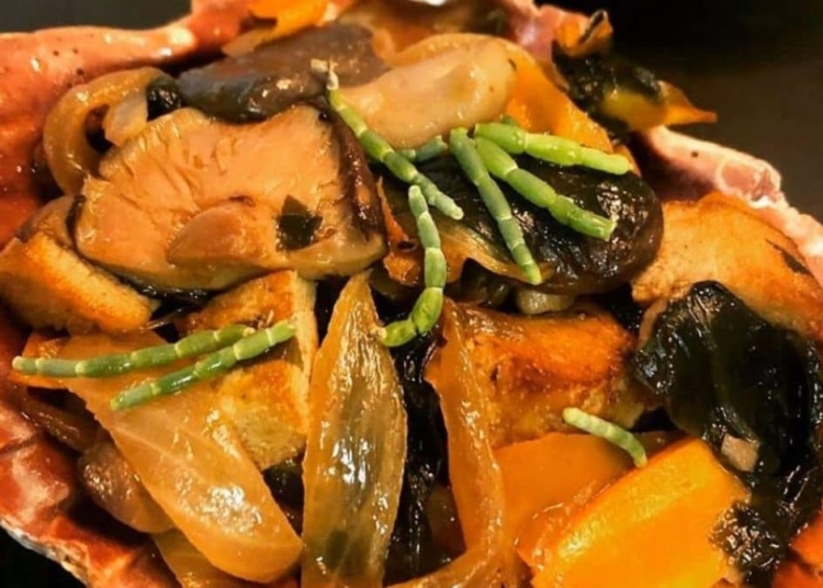 Receita de Tempeh Salteado com Algas e Cogumelos