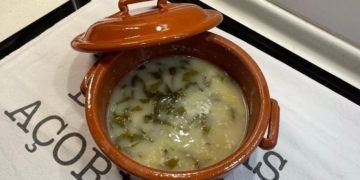 Receita da Sopa de Feijão Branco com Couve e Repolho