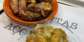 Receita de Entrecosto Assado com Batata Assada e Cebola