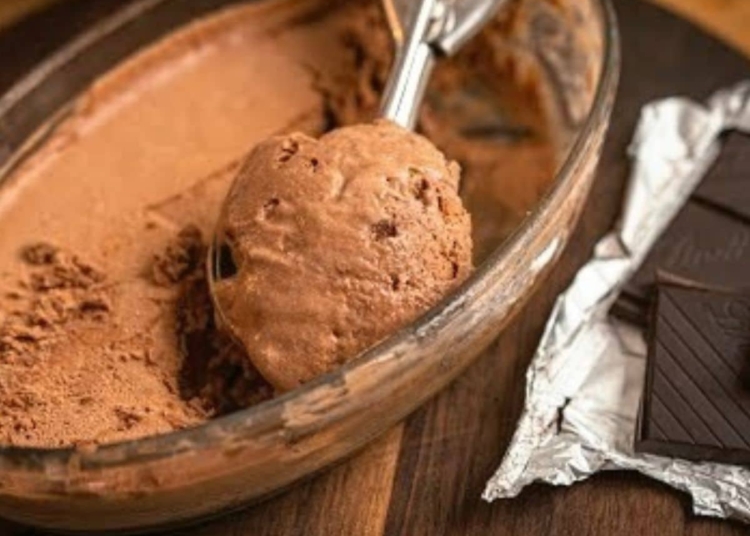 Receita do Gelado de Chocolate bem caseirinho e sem máquina