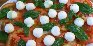 Receita da Salada Caprese ideal para o Verão