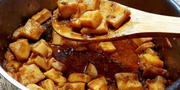 Receita muito fácil de Tiras de Pota ou Lulas Guisadas