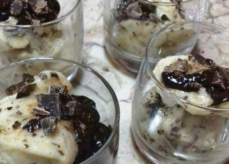 Receita do Gelado de Banana com Pedaços de Chocolate super simples e rápido