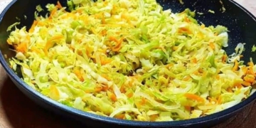 Receita do Salteado de Couve com Cenoura