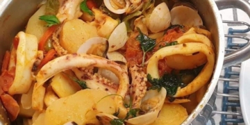 Receita da Caldeirada de Lula e Amêijoas