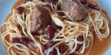 Receita da Carne de Vaca Estufada com Esparguete