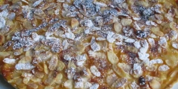 Receita de Tarte de Pêssego e Amêndoa