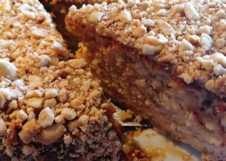 Receita do delicioso Bolo de Amendoim
