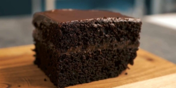 Receita fantástica do Bolo de Chocolate húmido