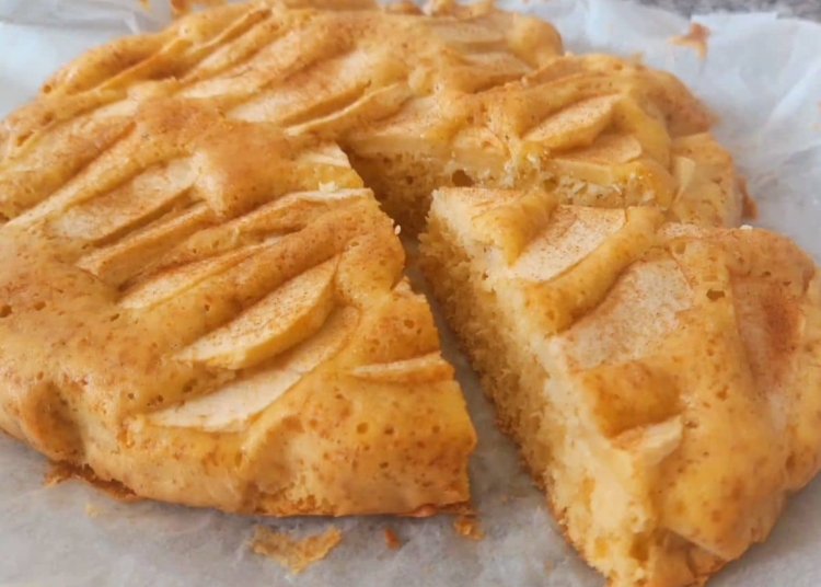 Receita do Bolo de Maçã super fácil