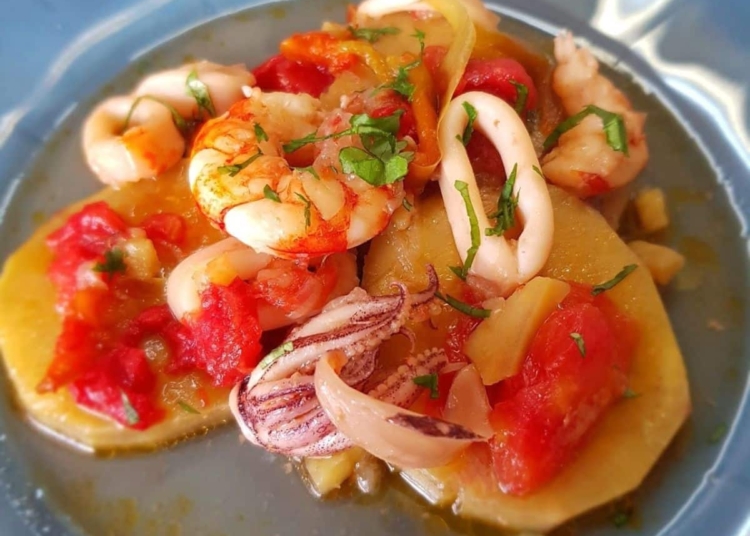 Receita da Caldeirada de Lulas com Camarão