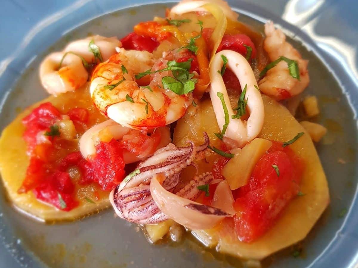 Receita da Caldeirada de Lulas com Camarão