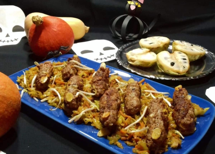 Receita dos Rolinhos de Carne com Ervas Aromáticas em Cama de Legumes para o Halloween