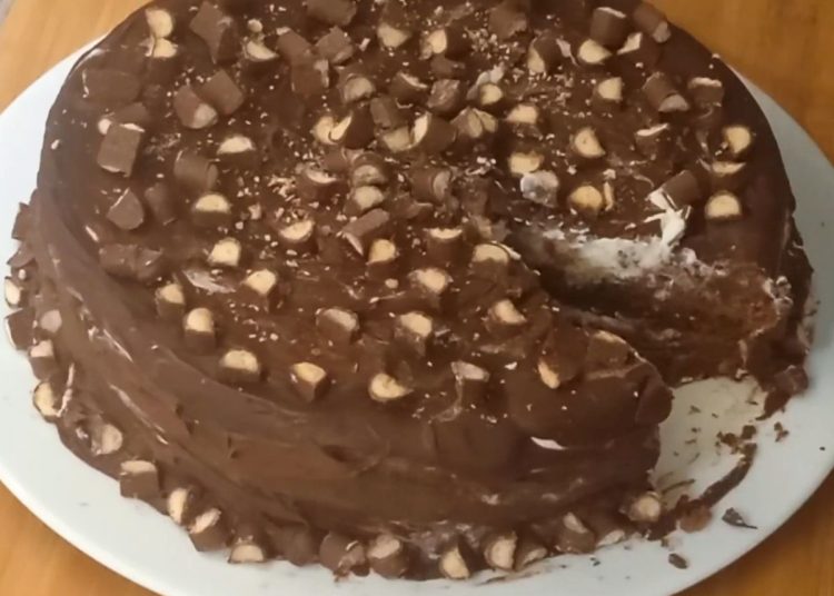Receita do Bolo de Chocolate Crocante