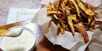 Receita de Cascas de Batatas Fritas com Molho de Mostarda fácil e barato