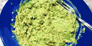 Receita do Puré de Abacate simples e fácil