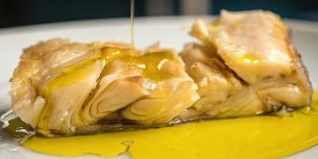 Bacalhau Cozido de forma muito simples e ideal para o Natal