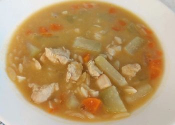 Receita da Sopa de Grão e Chuchu para dias de chuva