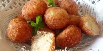 Receita das Bolinhas de Queijo Mozarella