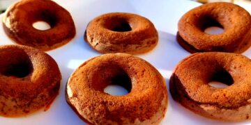 Receita dos Bolinhos de Chocolate em forma de Donuts