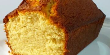 Receita simples e rápida do Bolo de Baunilha